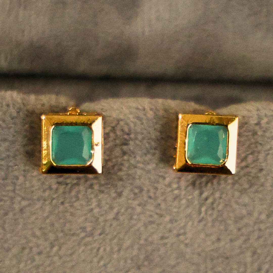 Resin Earring Holder (L)