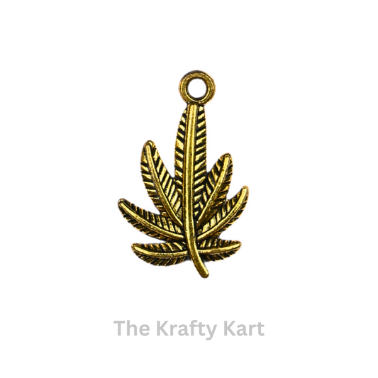 Golden Charm - Maple Leaf (180)