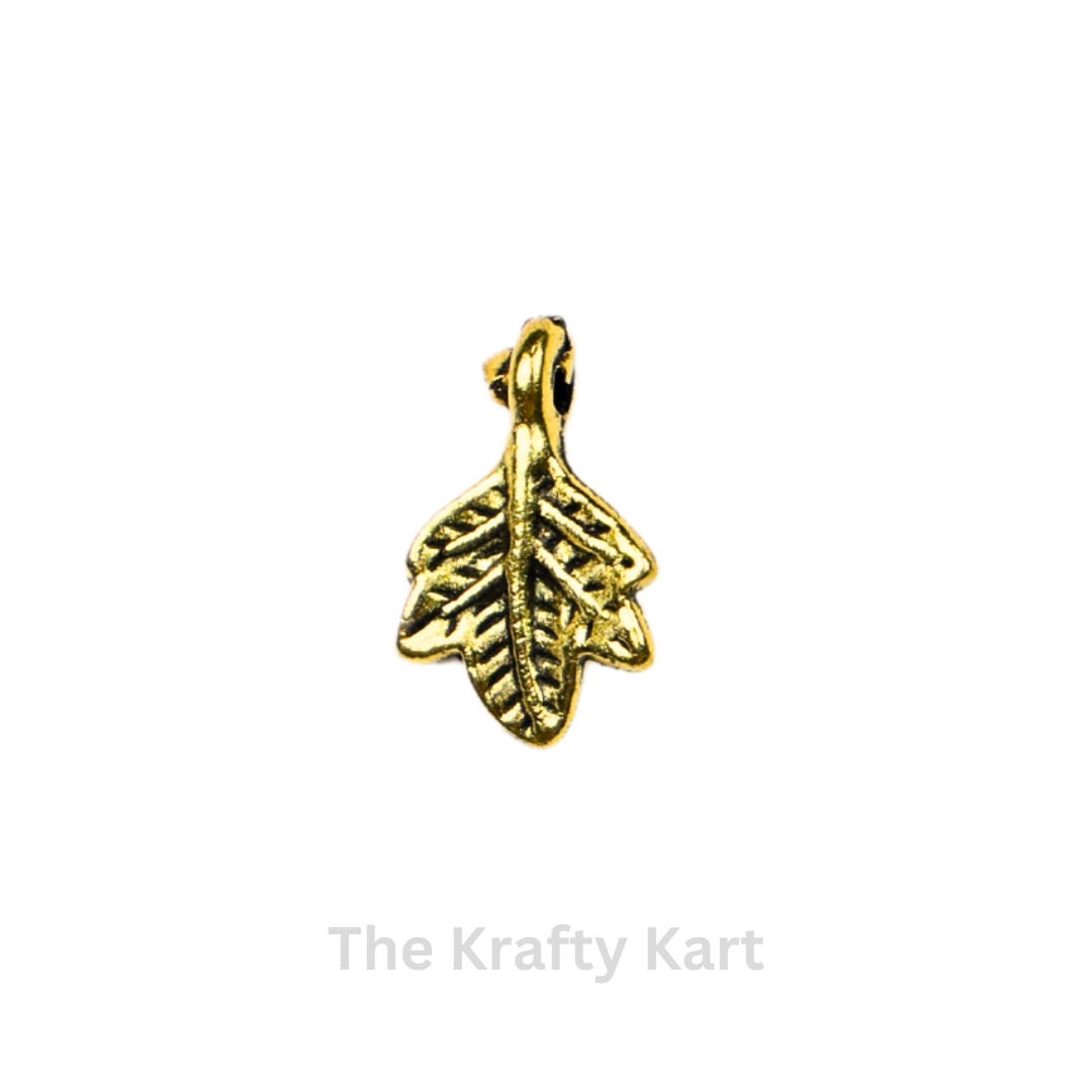 Golden Charm- Small Maple Leaf (135)