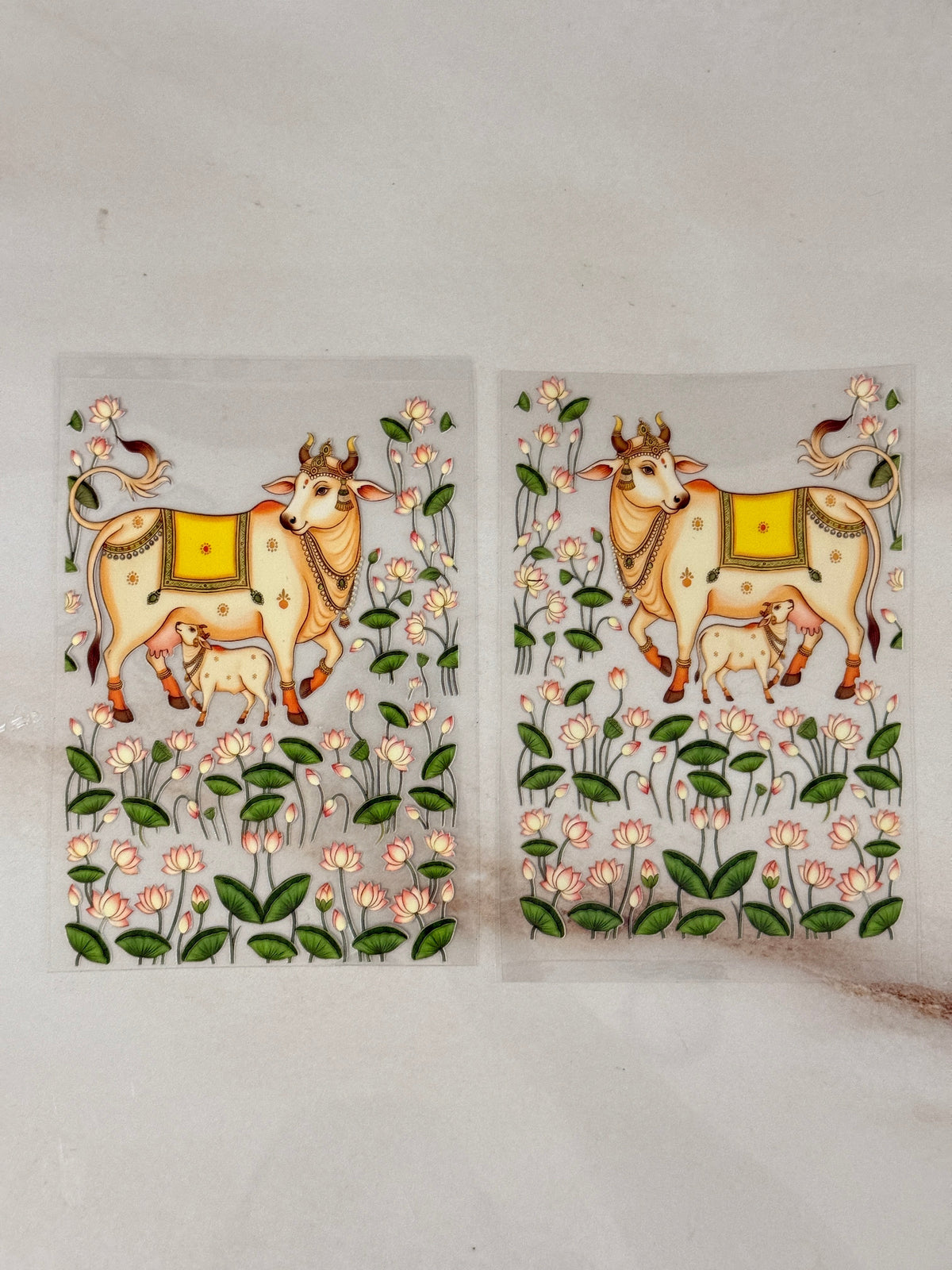 Cow (Q) - Peel Of Sticker (2Pcs)