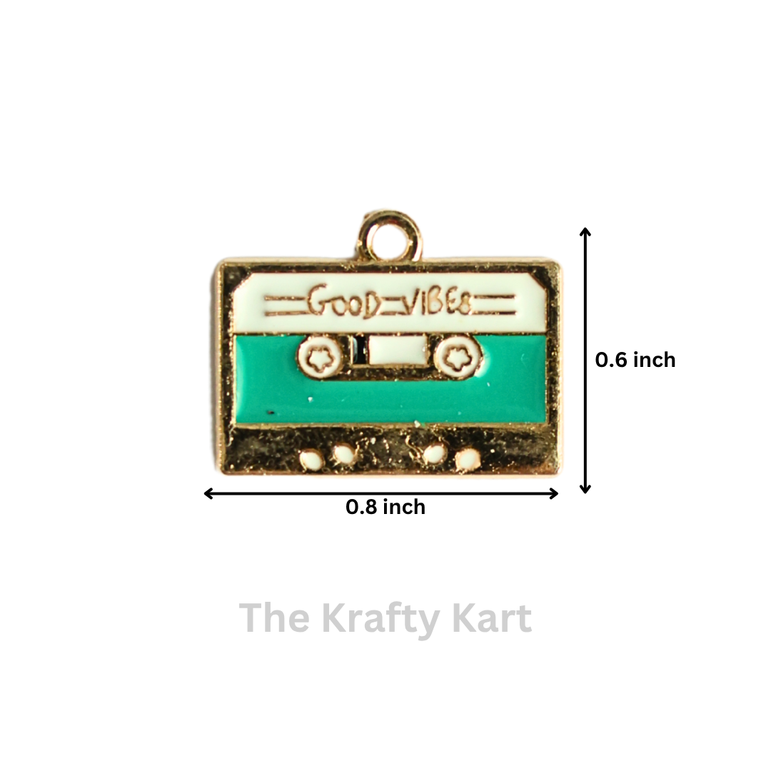 Charm - Retro Cassette (322)