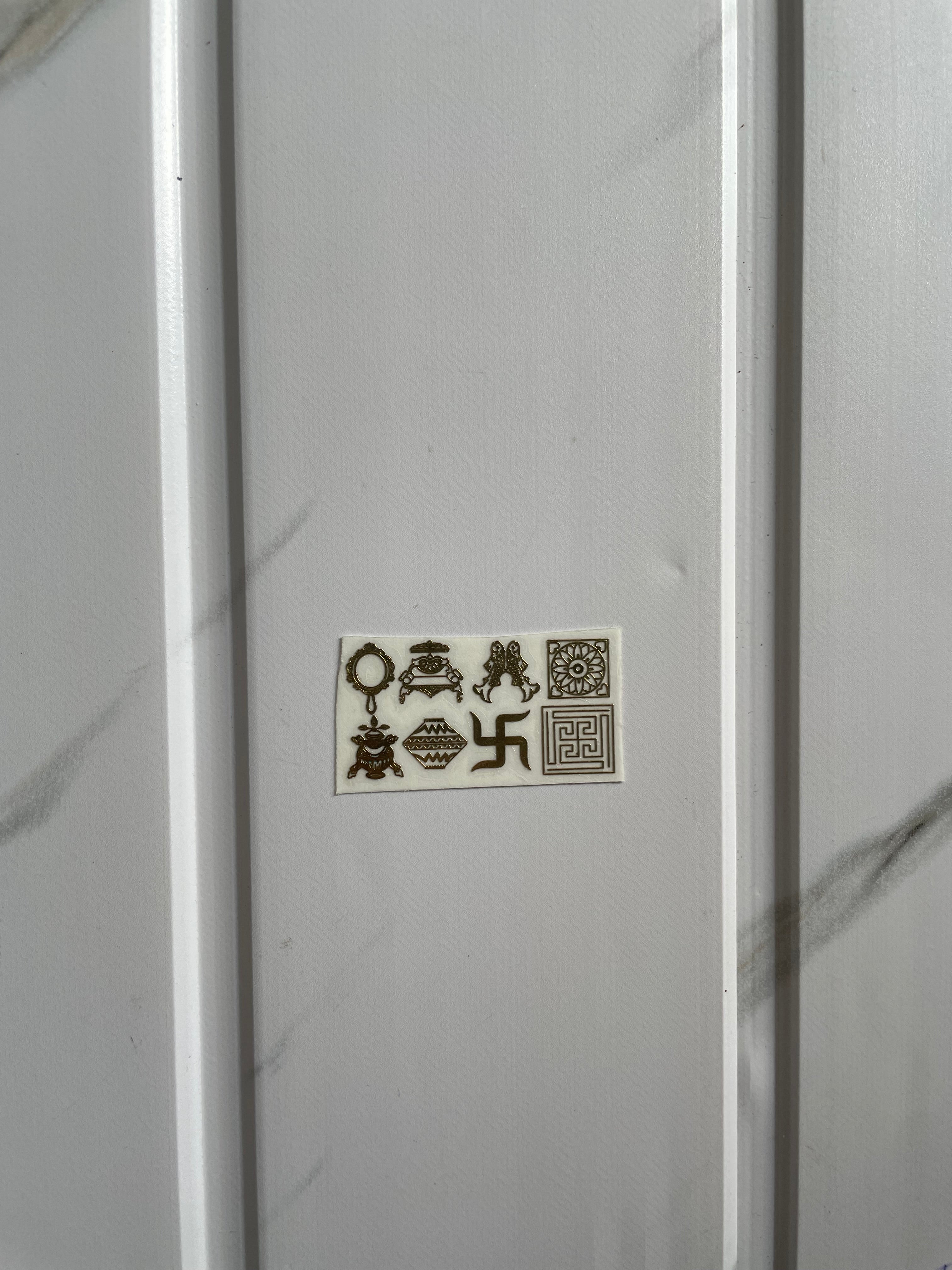 Metal Sticker - Small Ashtmangal
