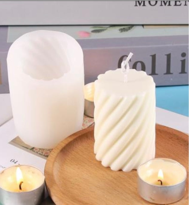 CURVE CANDLE MOULD